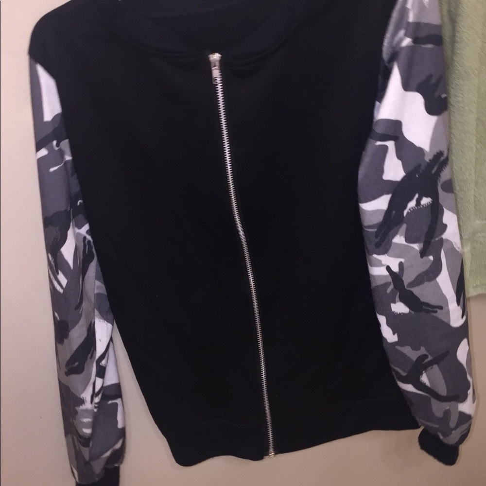 🌵camo jacket!!